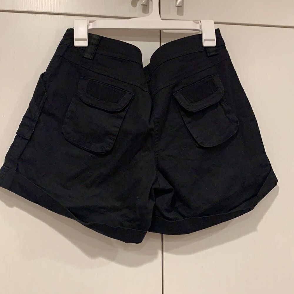 Cache black shorts - Picture 7 of 7